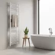 Egyenes törölközőszárító radiátor 1600x500 mm fehér